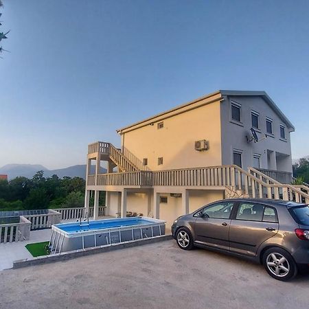 Dk Apartments Krasici Τίβατ Εξωτερικό φωτογραφία