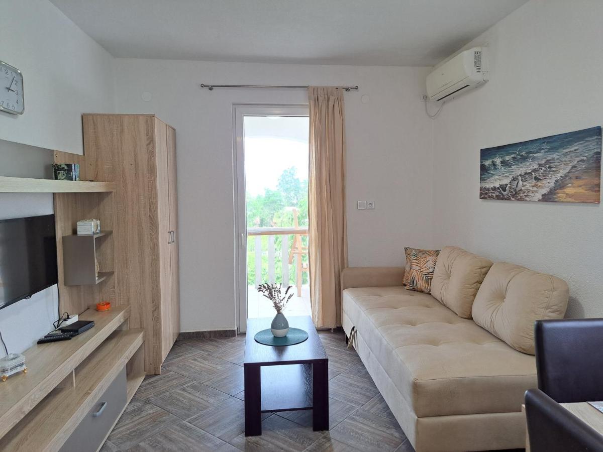 Dk Apartments Krasici Τίβατ Εξωτερικό φωτογραφία